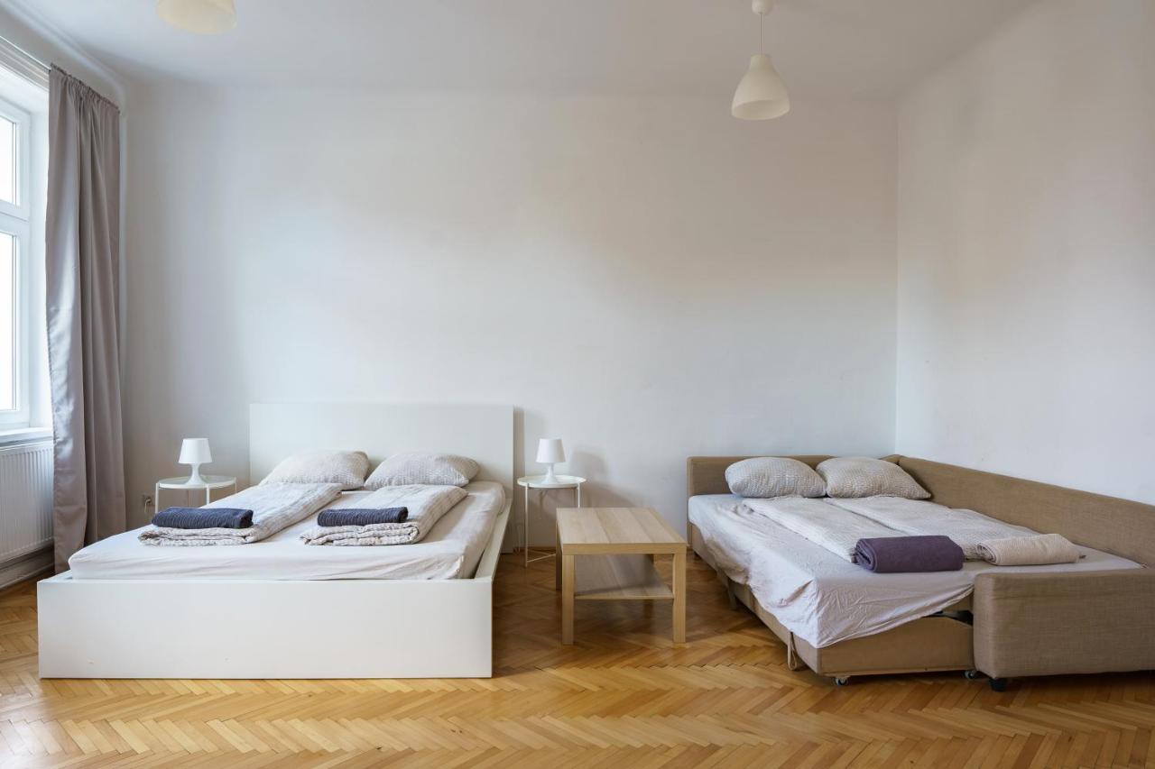 Central Living - Schoenbrunn Apartament